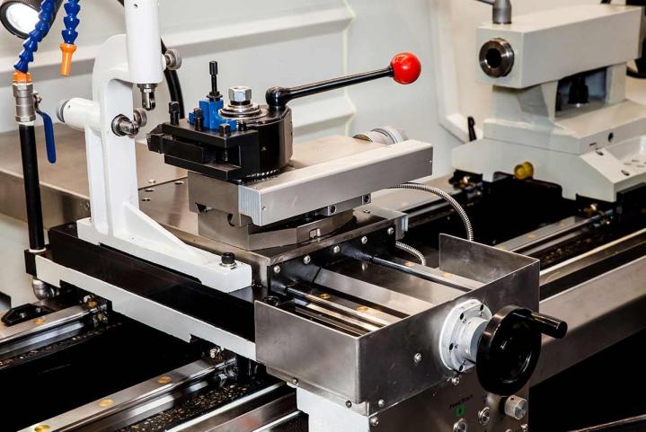 Industrial Machinery Installation Montreal